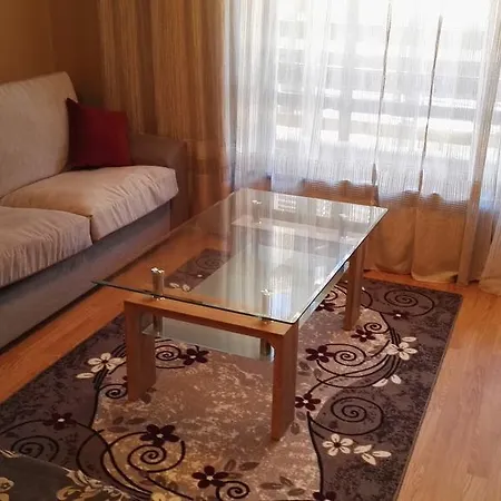 Aspen Studio 202 *